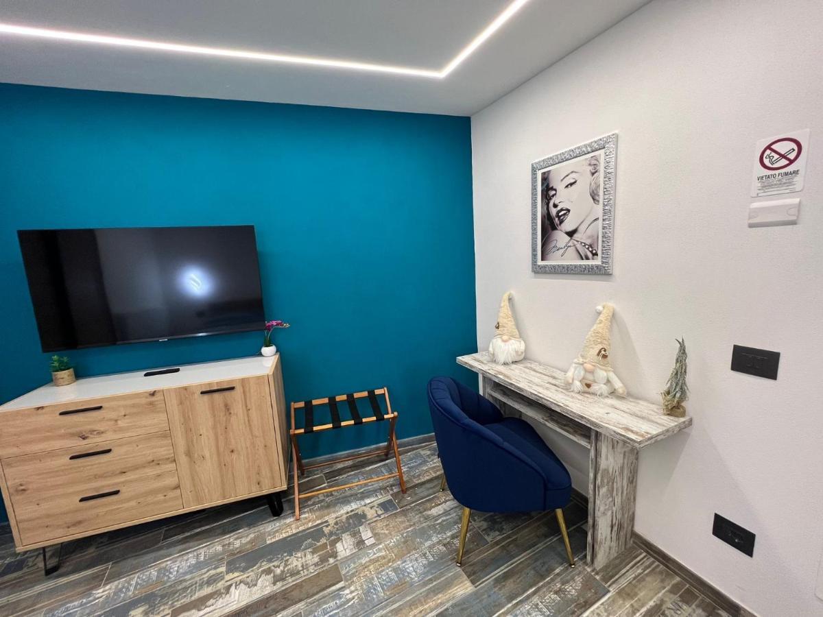 Castel Di Sangro Suite Apartment ภายนอก รูปภาพ