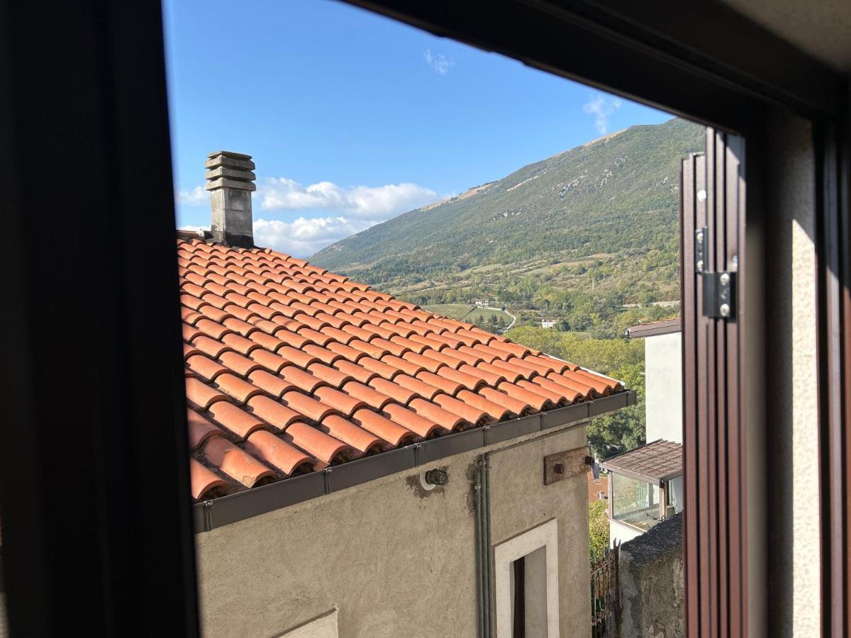Castel Di Sangro Suite Apartment ภายนอก รูปภาพ